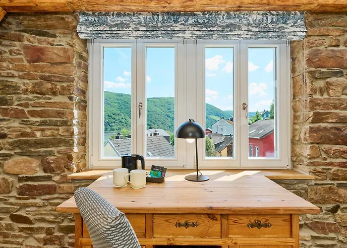 Winzerhof Ross & Rose Estalagem